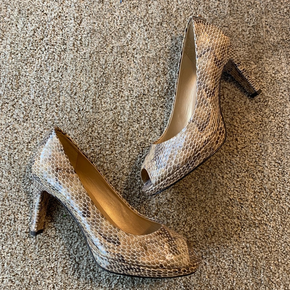 Stuart Weitzman / Snakeskin Peep Toe Pumps
